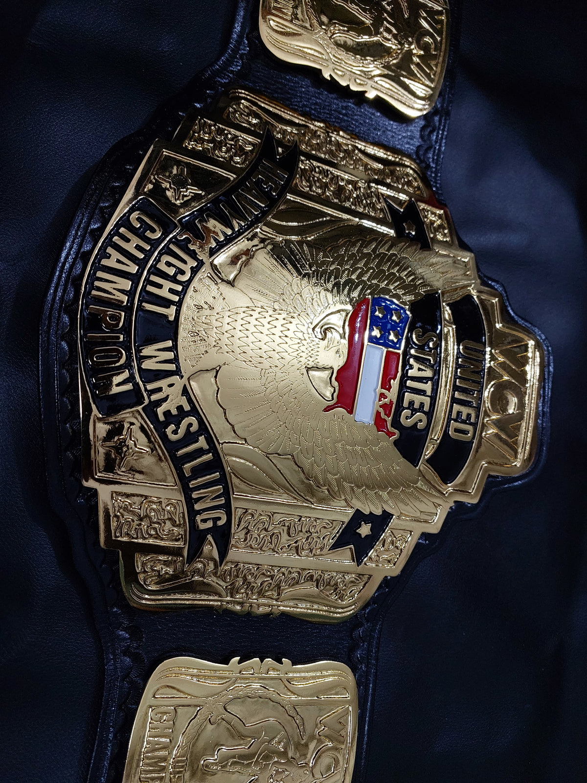Réplique de la ceinture de championnat des États-Unis de la WCW