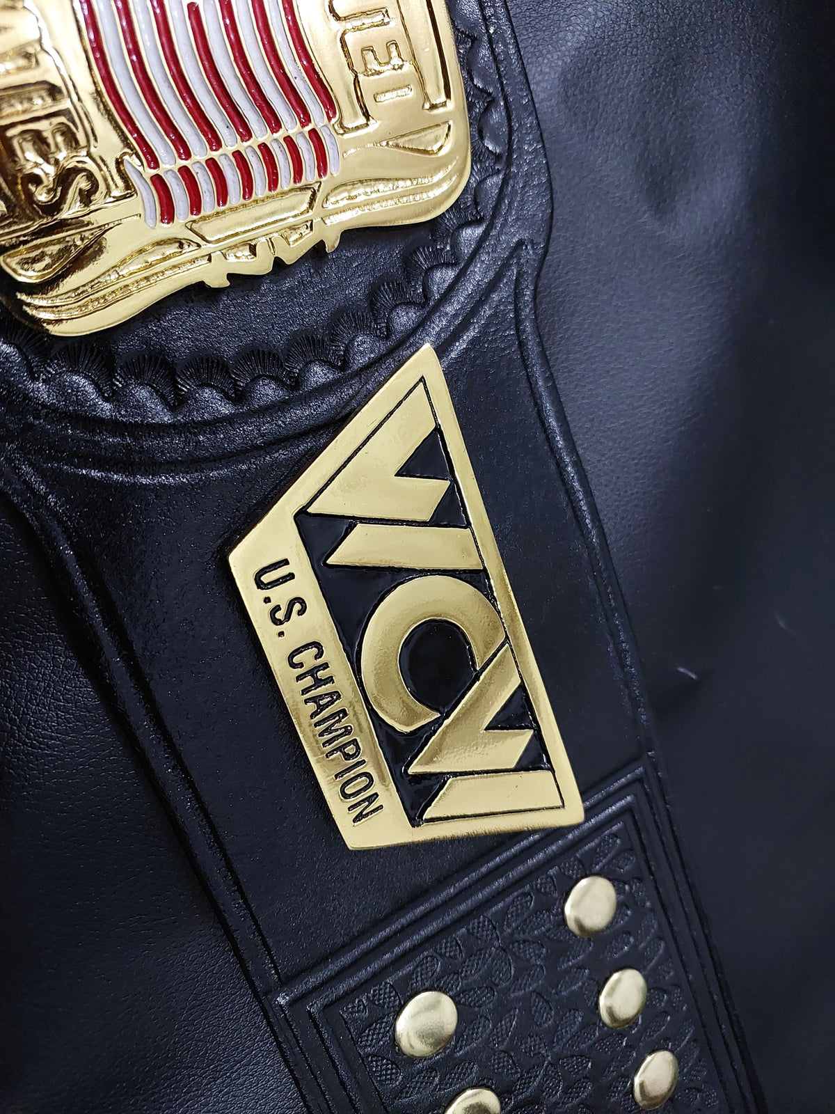 Réplique de la ceinture de championnat des États-Unis de la WCW